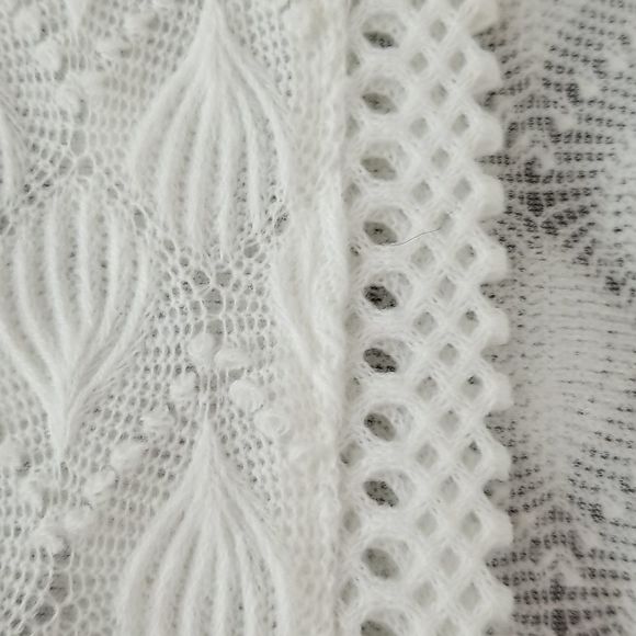 𝅺- Women’s Granny Core Vienna Lace white open cardigan sweater, size small - Picture 11 of 15